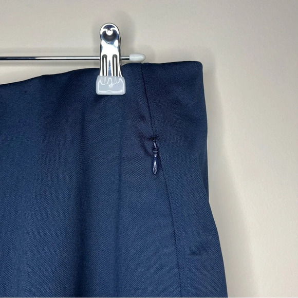 TORY BURCH SPORT Golf Navy Mini Pockets Skort - Picture 5 of 13
